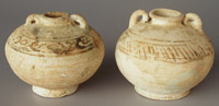 Sukhothai ring-handled jars, height 8.5 and 9cm